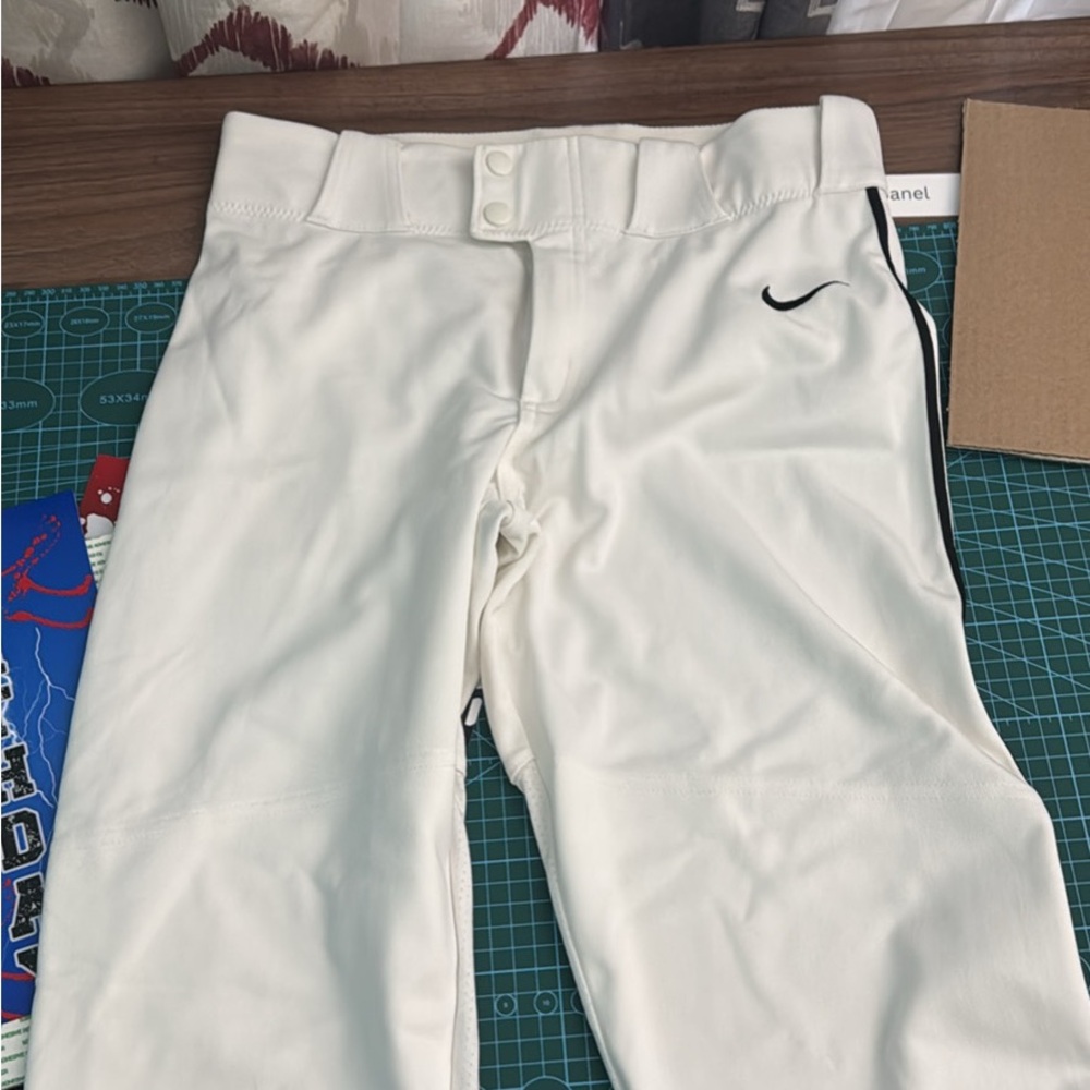 Nike Men's White Baseball pants